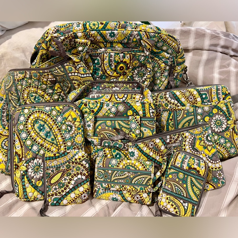 Vera Bradley retired pattern Lemon Parfait 9 piece set